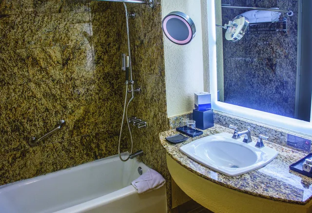 جناح جونيور بسرير كينج بإطلالة على البحر، RIU Palace Antillas - Adults Only - All Inclusive 5/6