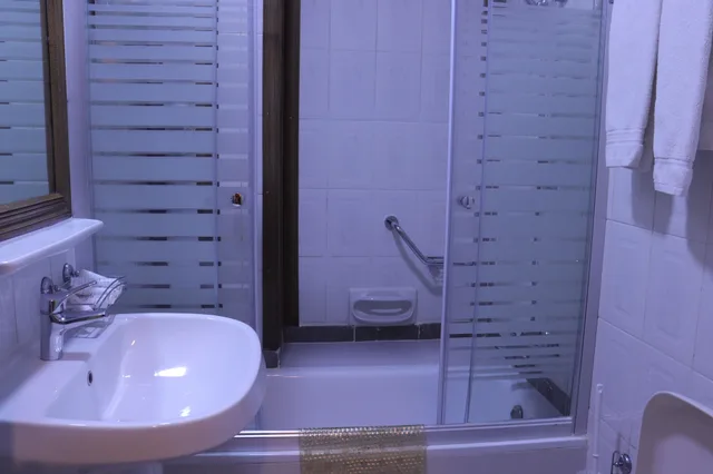 Room, Triple, 3 Beds, AMRA PALACE HOTEL 5/7