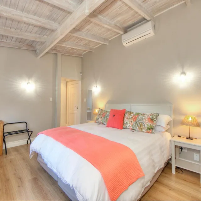 غرفة ديلوكس بسرير مزدوج، Amberhall Guesthouse 2/8