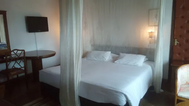 غرفة قياسية بسريرين منفصلين، Jacaranda Lake Elementaita Lodge 5/6