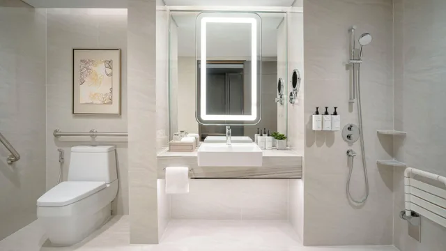 Room, King Bed, Accessible, Intercontinental Bangkok 2/2