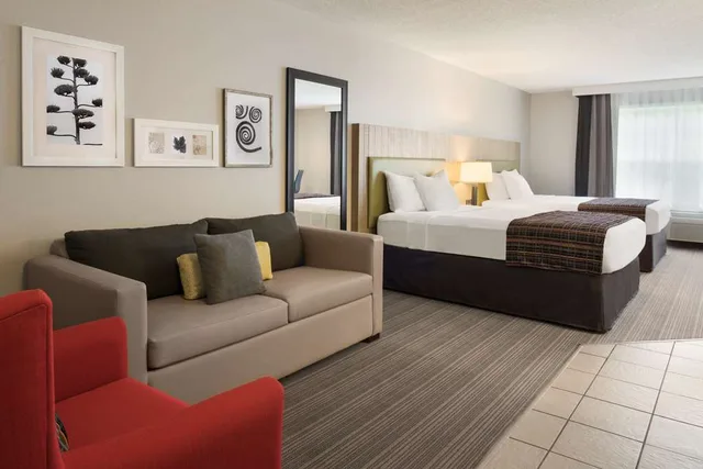 جناح بسريرين كوين، Country Inn & Suites By Radisson, Decorah, IA 3/4