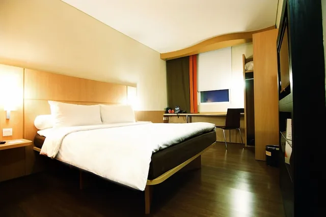 غرفة قياسية بسرير مزدوج، Ibis Surabaya City Center 3/7