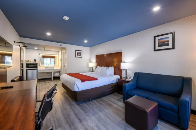 جناح بسرير كينج، Hyland Inn near Pasadena Civic Center 4/10