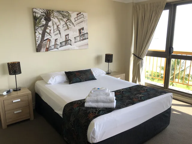 Penthouse, Apartment, Queen and Twin Beds، Coral Towers Holiday Suites 1/2