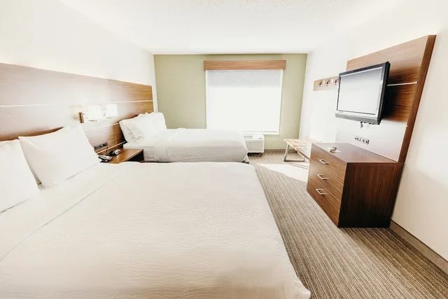 Standard, 2 Double Beds, Extra Floor Space, Holiday Inn Express Atlanta Ne I 85 Clairmont 3/6