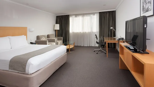 غرفة قياسية بسرير مزدوج، Crowne Plaza Perth 1/10
