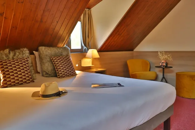 غرفة قياسية بسرير كوين، Sowell Hotels Mont Blanc Spa 6/10