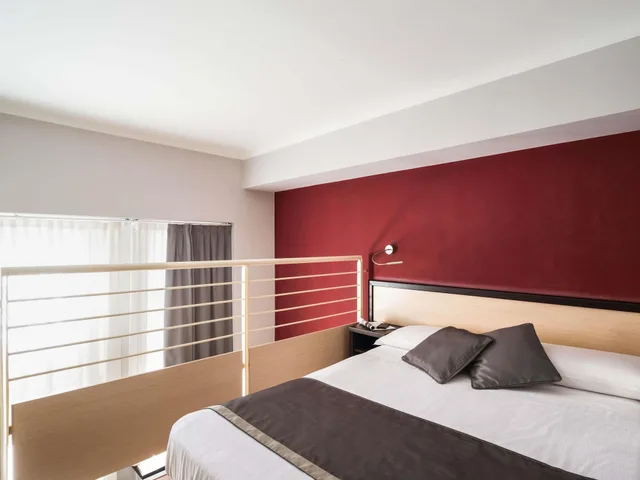 Family, Multiple Beds، IBIS STYLES MILANO CENTRO 1/3