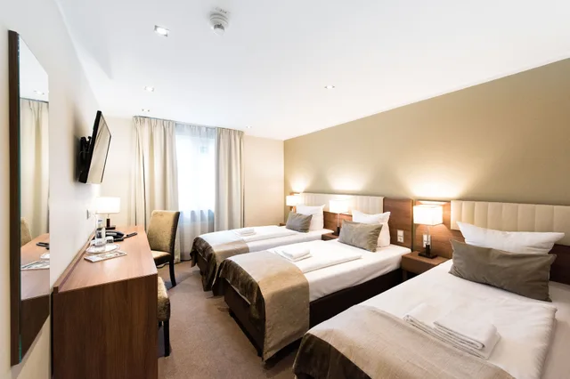 غرفة ثلاثية، Hotel Arena am Zoo in Frankfurt 2/3