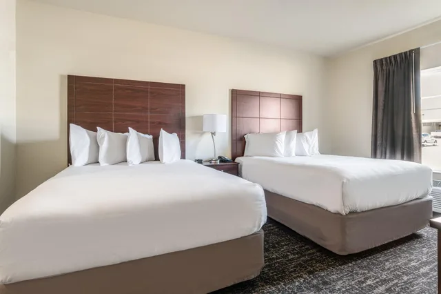 غرفة بسريرين كوين لذوي الإعاقة، Cobblestone Hotel & Suites - Newport 2/2