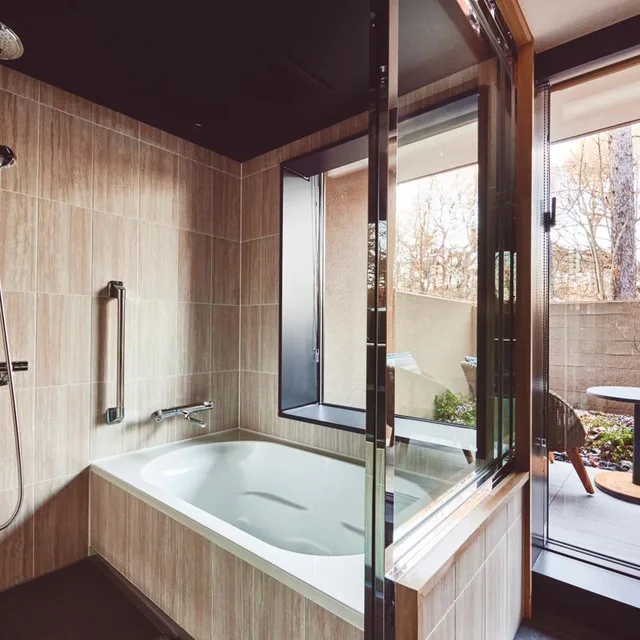 Standard, King Bed, Private Garden، Hotel Indigo Karuizawa 2/4