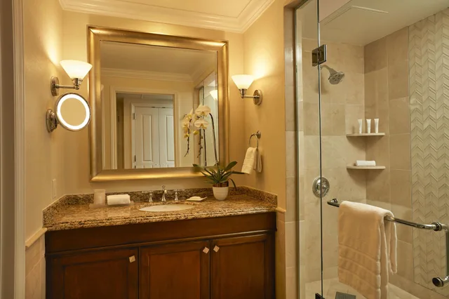 Newport, King Bed، Balboa Bay Resort 5/5