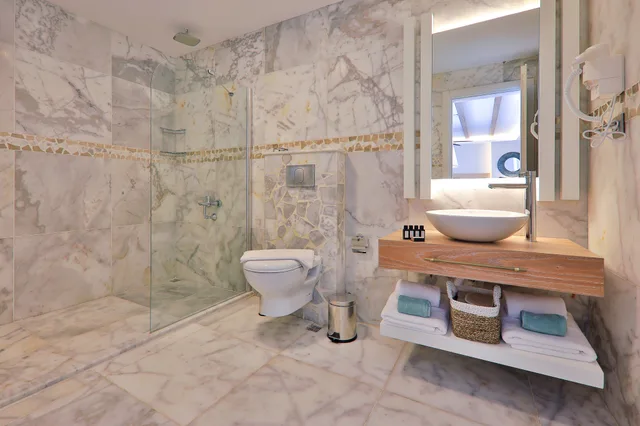 غرفة بمسبح خاص، Kalkan Saray Suites Hotel 2/2