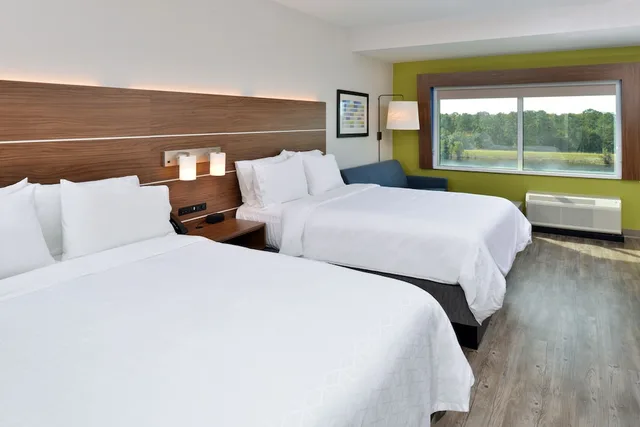 جناح بسريرين كوين بمنطقة جلوس، HOLIDAY INN EXPRESS ORLANDO SOUTH PARK 2/5