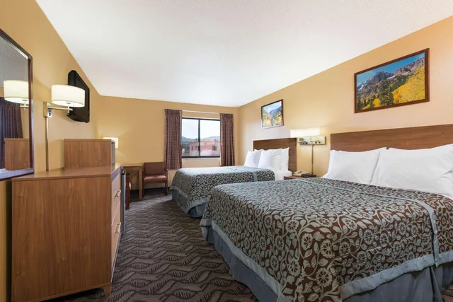 غرفة بسريرين كوين، Days Inn by Wyndham Carbondale 2/3
