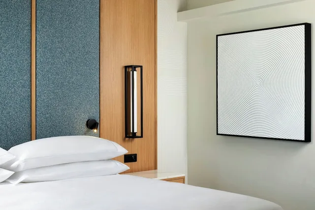 1 Bedroom, Club, Suite, Double Bed, Resort View، Algarve Marriott Salgados Golf Resort & Conference Center 4/10
