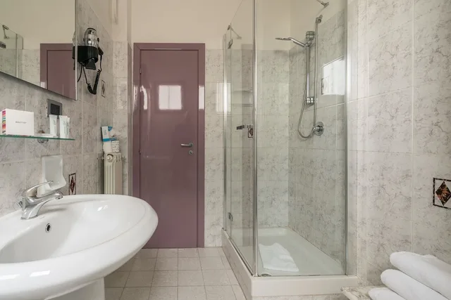 غرفة قياسية ثلاثية، Hotel Palace 5/5