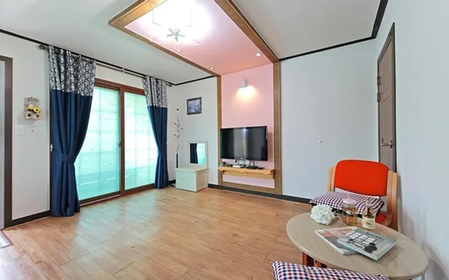 Gold, 2 Futon Beds، Gyeongju Yejeon Pension 1/1