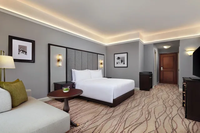 غرفة بسرير كينج بإطلالة على المدينة، Jw Marriott Surabaya 5/10