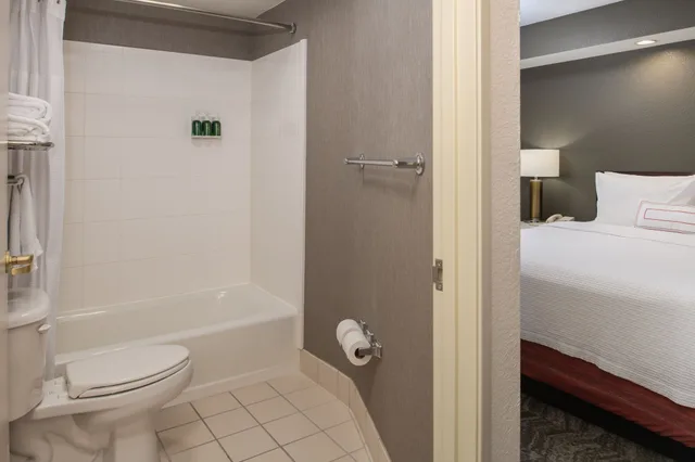 استوديو بسريرين كوين مع أريكة، SpringHill Suites by Marriott Portland Airport 5/7