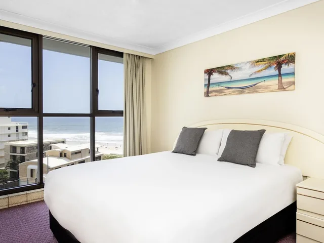 شقة بسرير كوين وسريرين منفصلين بغرفتي نوم، BreakFree Acapulco Surfers Paradise 1/3