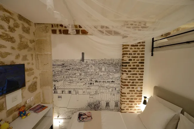 Sweet, Garden, Apartment، Les Patios Du Marais 3/5