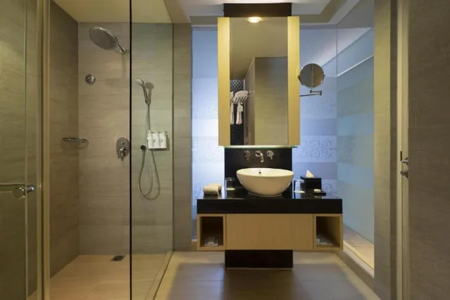 غرفة بريميير بإطلالة على المسبح، Anathera Resort Kuta 6/6