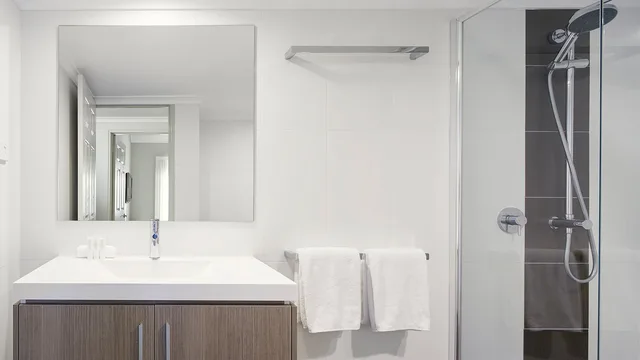 Pinnacle Apartments, Canberra 41/43