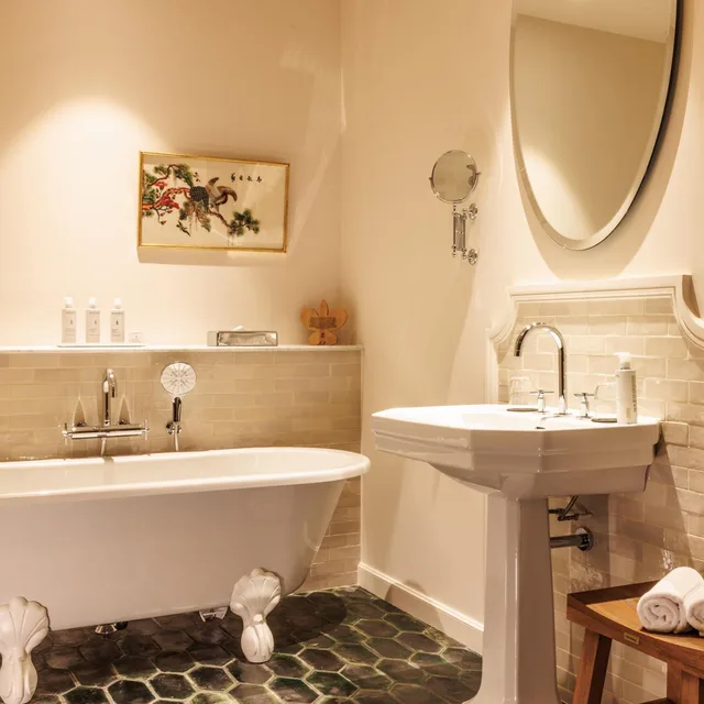 SUITE PRESTIGE Sea view CASTLE، Domaine de Locguenole & Spa 3/3