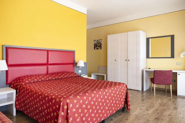 غرفة قياسية بسرير مزدوج، Hotel Villa Margherita 2/8