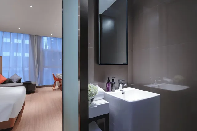 غرفة قياسية بسرير كينج، Mercure Nanjing Olympic EXPO 7/7