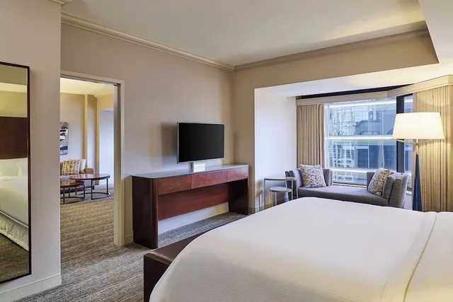 جناح ديلوكس بسريرين مزدوجين، Westin Chicago River North 1/3