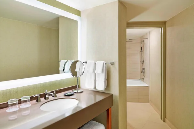 Room, Double Bed, Bay View، The Westin San Diego Bayview 3/4