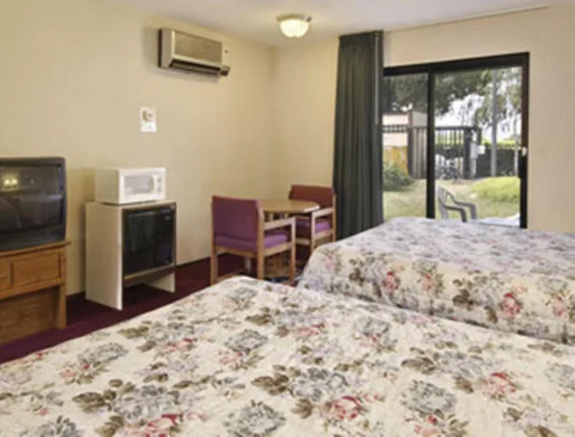 غرفة بسريرين كوين للمدخنين، Travelodge By Wyndham Turlock 5/7