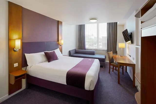 غرفة بسرير مزدوج، Premier Inn Colchester (Cowdray Avenue) 1/2