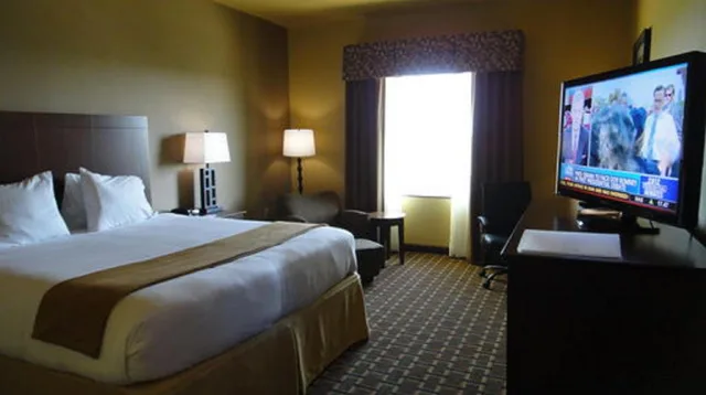 Suite, 2 Queen Beds, Sofa, Holiday Inn Express Hotel And Suites George West 3/5