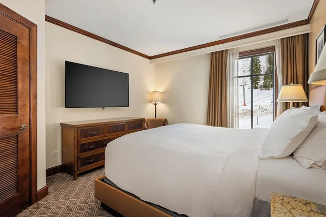 3 Bedrooms, Slope, Premier, Apartment, 2 King Beds, Queen Bed, Sofa, Balcony، Ritz-Carlton Club, Aspen Highlands by Frias 3/10