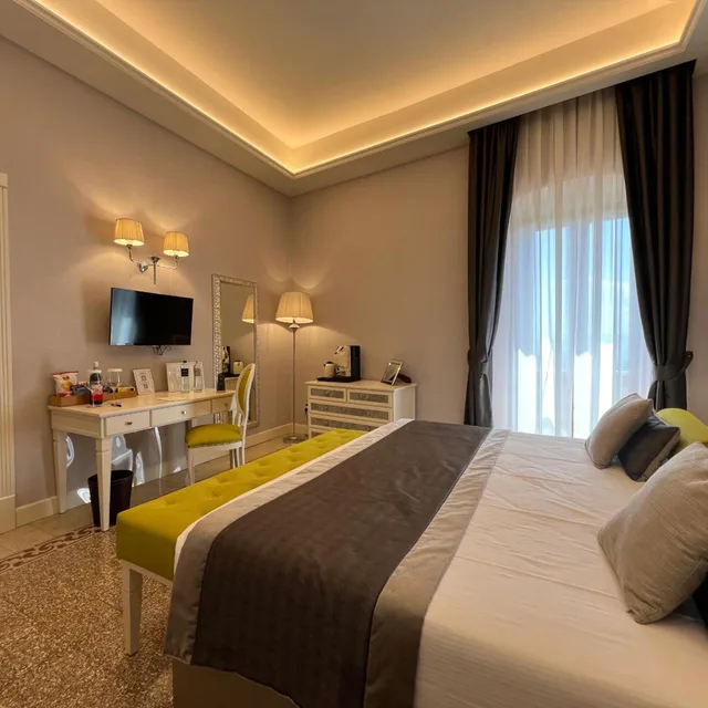 جناح تنفيذي، San Gemini Palace 6/7