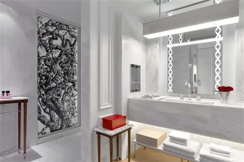 غرفة كلاسيكية بسرير مزدوج، Baccarat Hotel And Residences New York 1/1