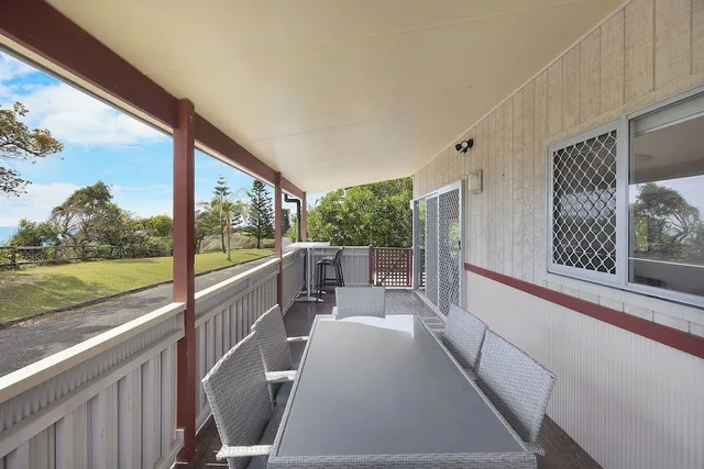 كابينة ديلوكس بسرير كوين وسرير فردي وسرير بطابقين يُسمح فيها بالحيوانات الأليفة، Reflections Holiday Parks Nambucca Heads 5/8