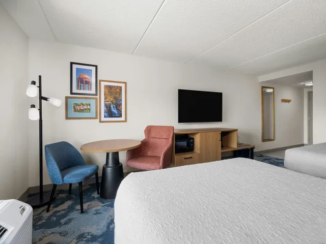 غرفة بسريرين كوين، Hampton Inn Warrenton 4/7