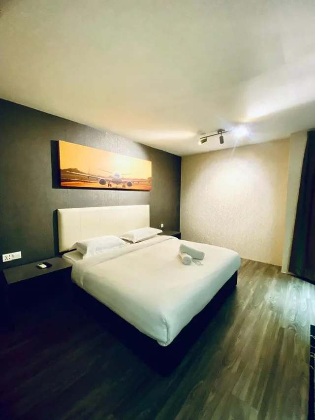 غرفة سوبيريور بسرير كينج، Sri Langit Hotel Klia 1/3