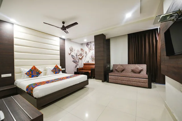 OYO Rooms Railway Station Exit Gate, Amritsar 25/60