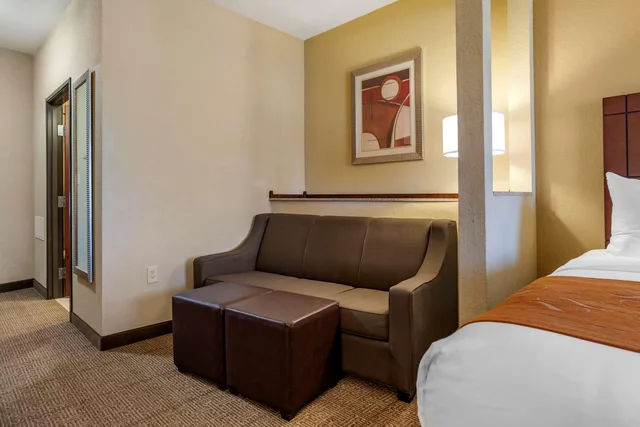 غرفة بسريرين مزدوجين، Comfort Suites Montgomery South 4/4