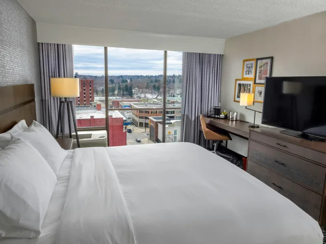 جناح بسرير كينج بغرفتين، Doubletree By Hilton Jamestown 1/4