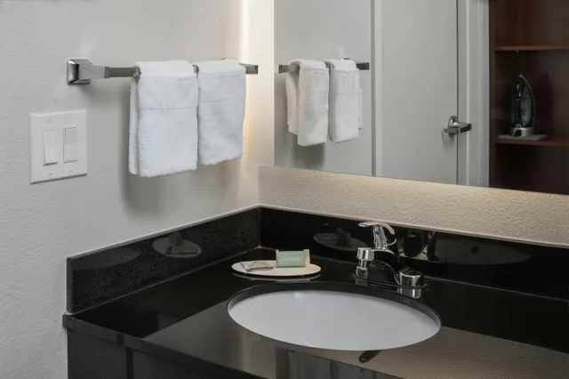 غرفة، Fairfield Inn & Suites Memphis Germantown 3/4