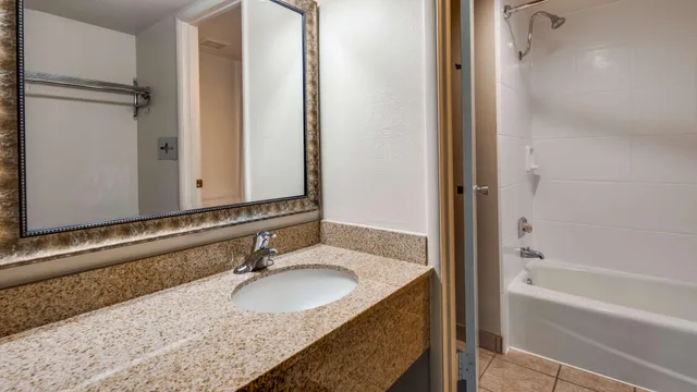 جناح بسريرين كوين، Best Western Prescottonian 9/10