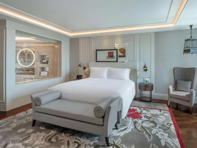 جناح بسرير كينج، Sofitel Bangkok Sukhumvit Hotel 1/1