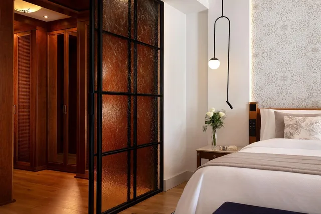 جناح جونيور بإطلالة على البحر، St Regis Mardavall Mallorca Resort 4/6
